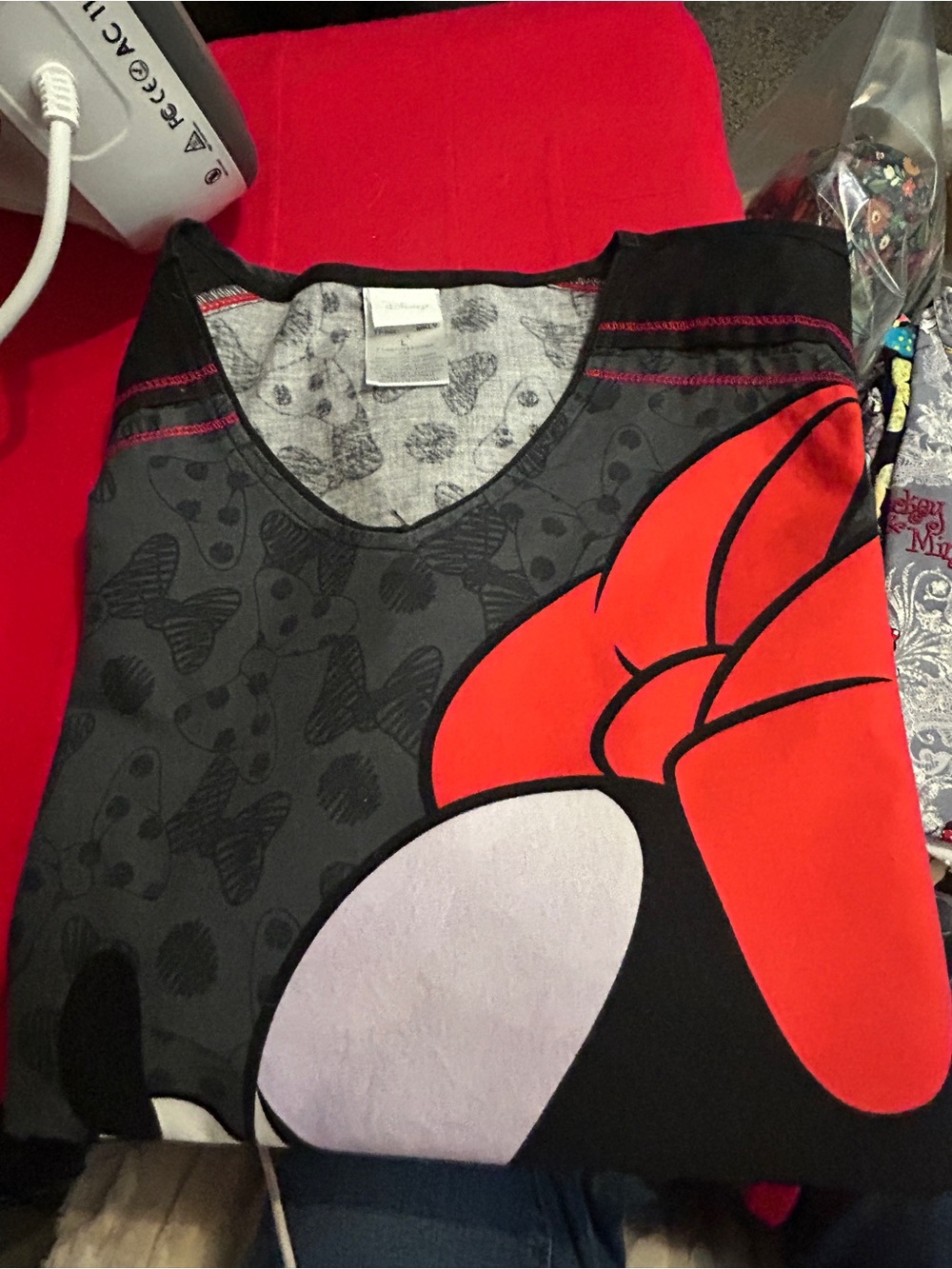 Cute! Minnie Mouse Scrub Too Large